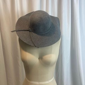 NWT/NWOTLuxury diva wide brimmed wool felt hat in three colors